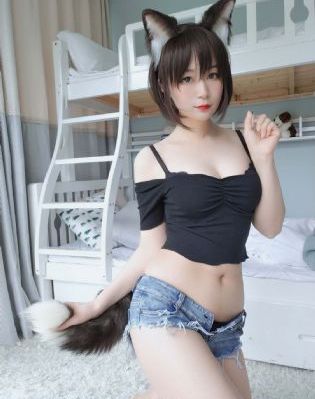 人妻制服絲襪中文字幕無碼_超清在線觀看視頻