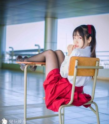 農(nóng)民伯伯鄉(xiāng)下妹在線_720HD高清在線觀看