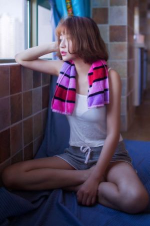 國語自產(chǎn)拍在線小視頻_超清免費(fèi)播放
