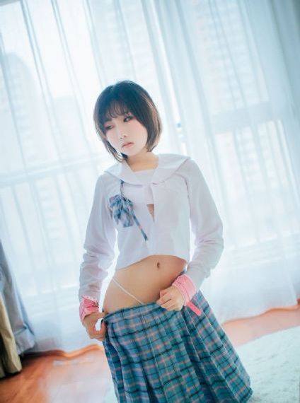 歐美操屄視頻_720完整版觀看